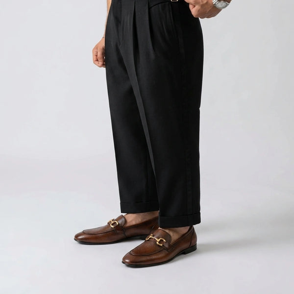 LE TORO Classic Tan Loafers with Golden Buckle
