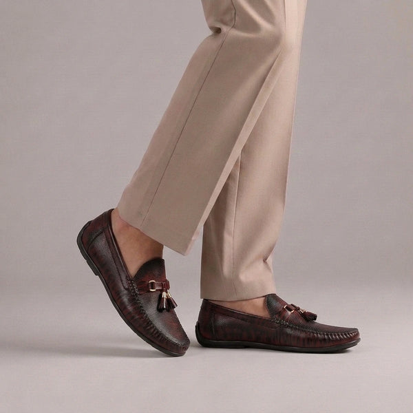 LE TORO Classic Wine Maroon Tassel Leather Moccasins