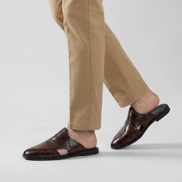 LE TORO Traditional Brown Handcrafted Leather Ethnic Slides