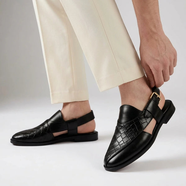 LE TORO Modern Black Geometric Embossed Leather Peshawari Sandals