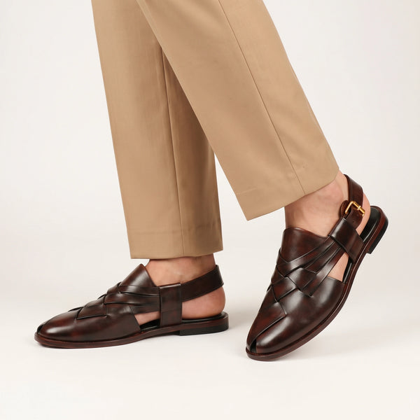 LE TORO Traditional Brown Braided Peshawari Chappal