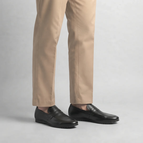 LE TORO ClassicSmooth Leather Slip-Ons Causal Shoes